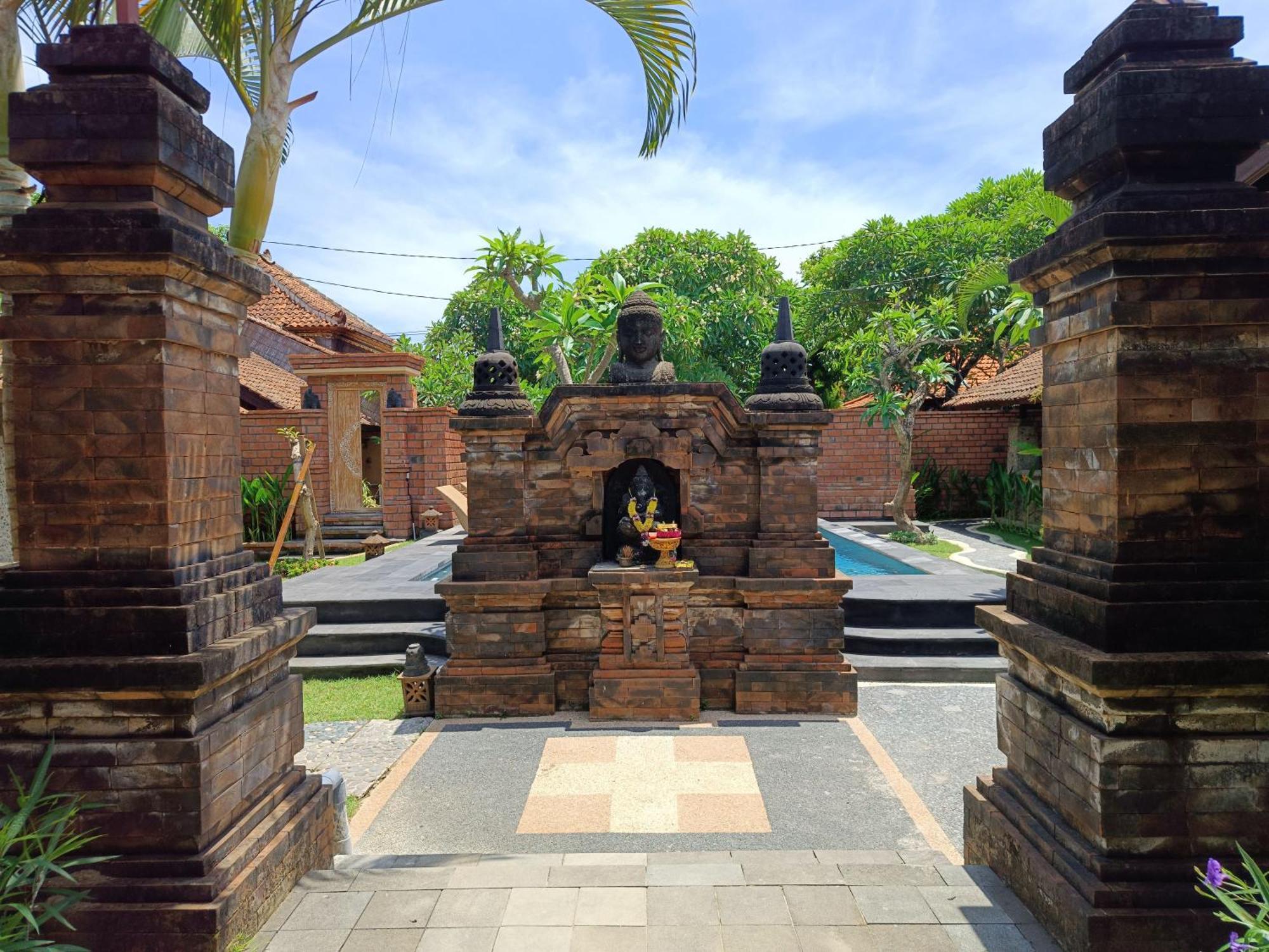 Mahe Garden Inn And Villas By Kamara Kuta Lombok Dış mekan fotoğraf